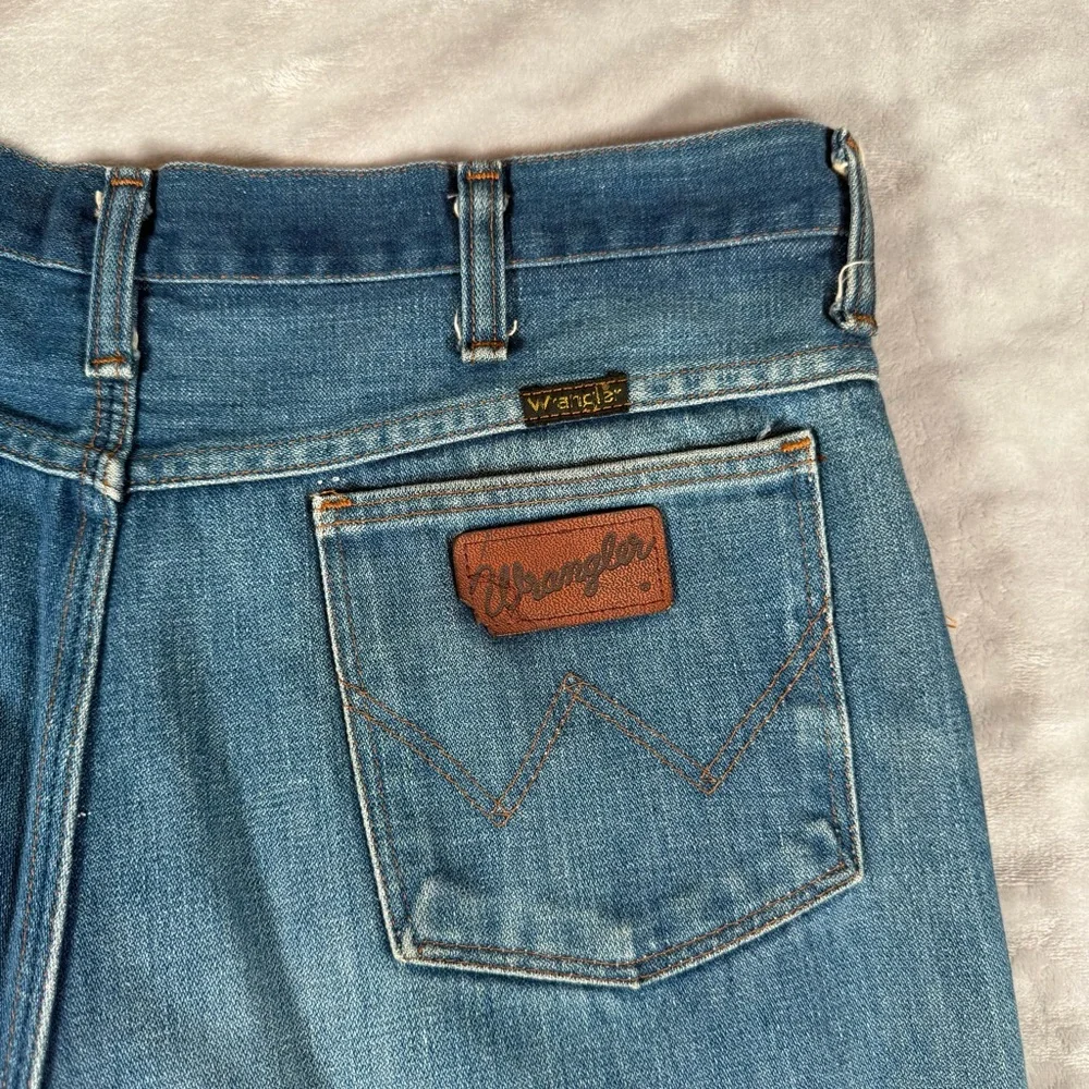 Wrangler one leg